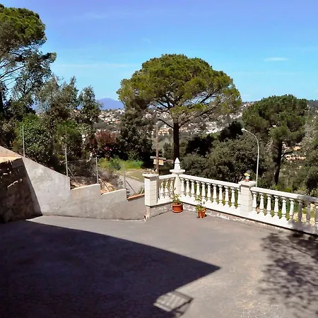 Canxevi Vila *